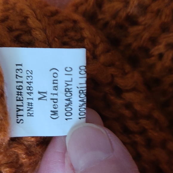 Sweater - Picture 4 of 6